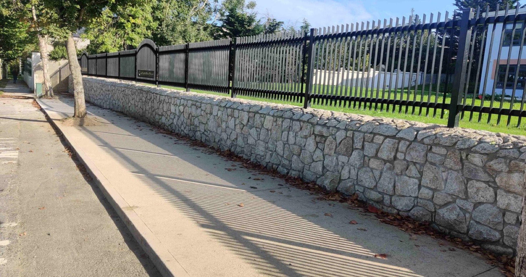 Granite boundary wall at Oliver Plunkett School, Malahide